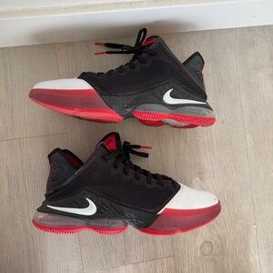 Nike LeBron 19 Low Black White University Red